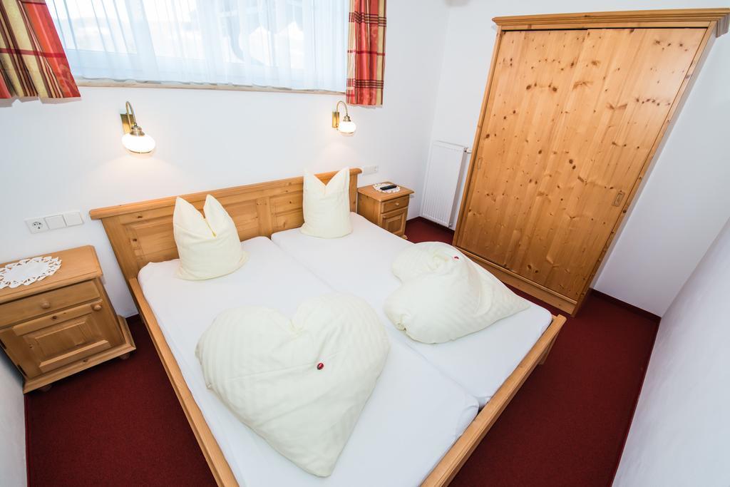 Aparthotel Ederhof Schlanitzen Szoba fotó